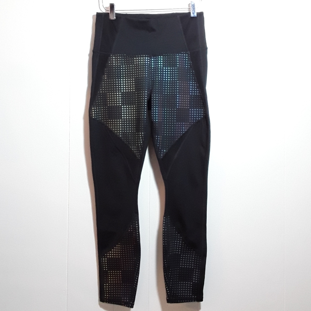 Athleta small workout yoga gym relaxing capri leggings
